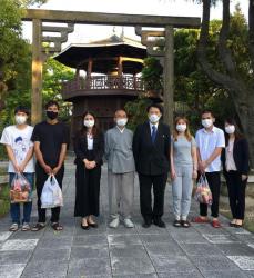 Lãnh sự danh dự Việt Nam tại Aichi – Nagato Natsume thăm và tặng quà người Việt Nam tị nạn Covid-19